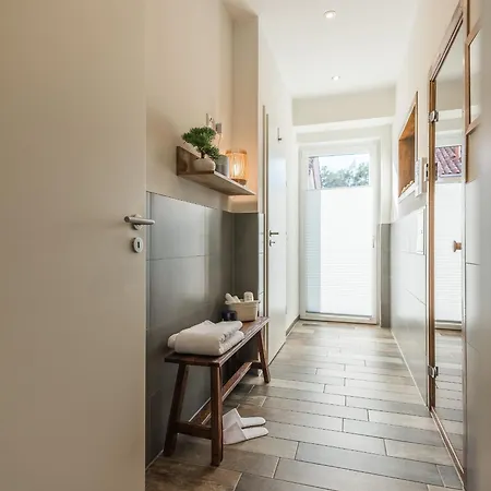 5 Sterne-Ferienhaus Eisvogel am See mit Sauna und Kamin-2